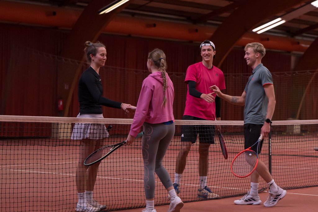 Handshake vor dem Match